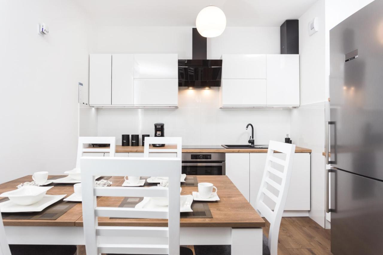 Of The Kings - Wolf Apartment Krakau